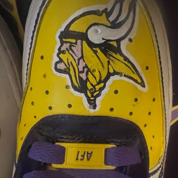 Size 9.5 - Custom Hand Painted Nike “ SKOL “ Air Force 1 - Picture 11 of 12